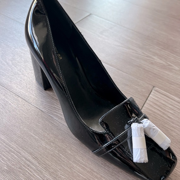 Ann Taylor Patent Leather Block Heel Loafer Pumps - Picture 6 of 6